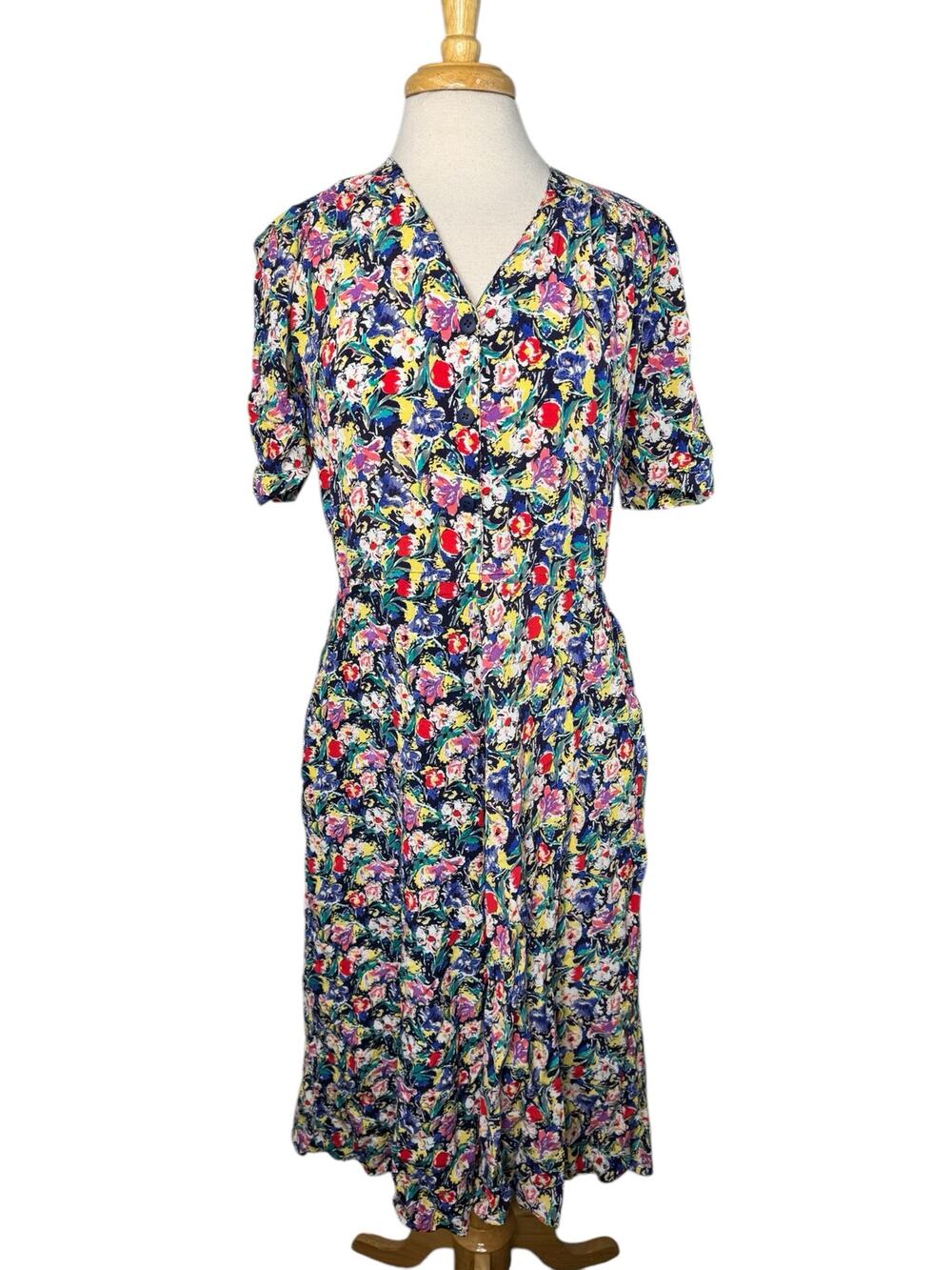 Vintage 80s Rayon Floral Midi Dress Size 9/10 Pockets Buttons CAROLE ANDERSON